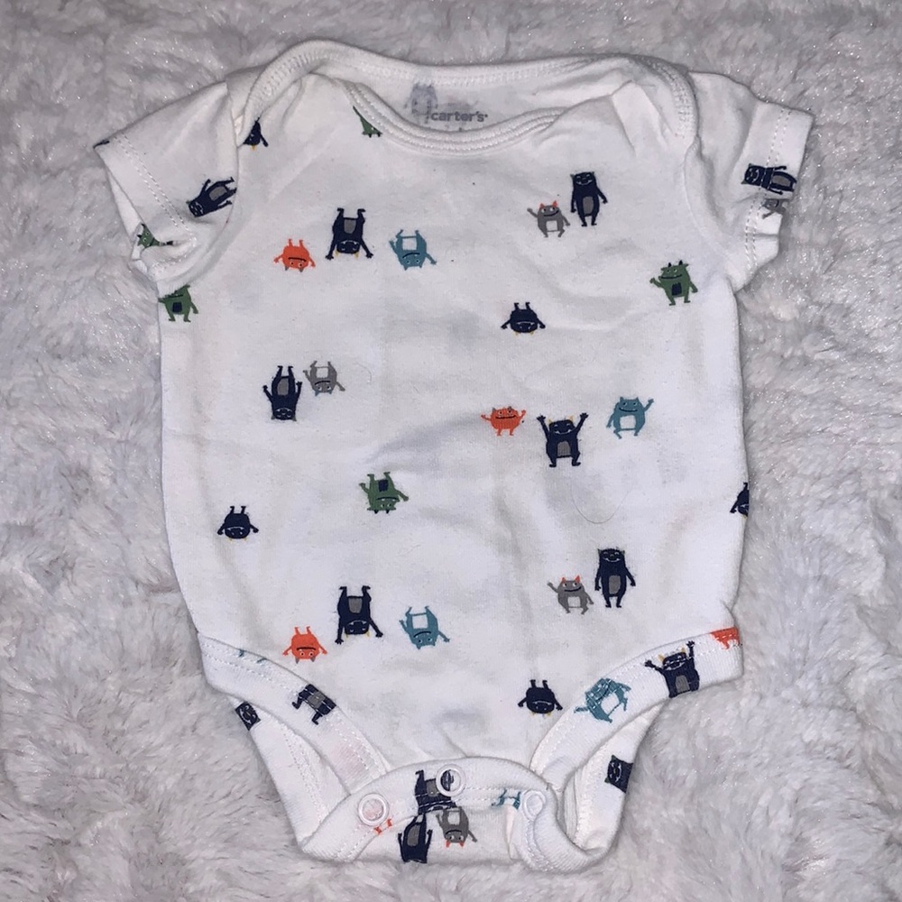 Carter’s onesie (3 for $10)